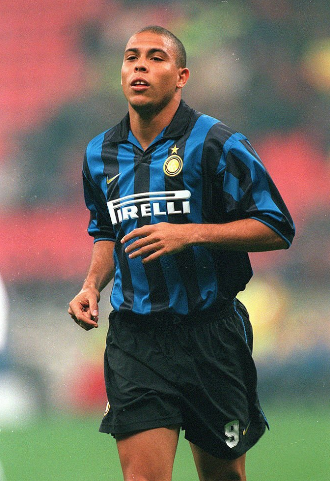 Inter Milan 98/99 Home Kit 1:1 Replica