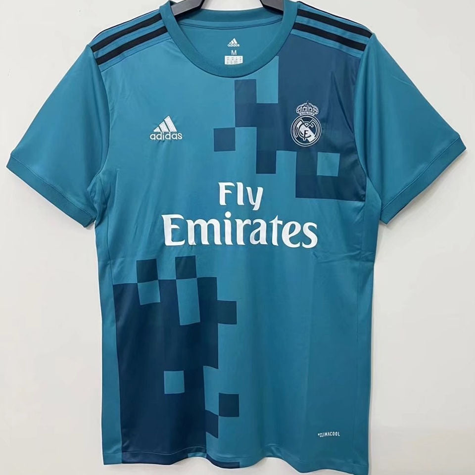 Create custom Real Madrid CF jersey 2017/18 with your name